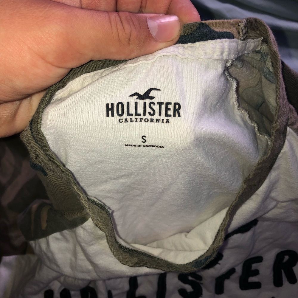 hollister camo shirt